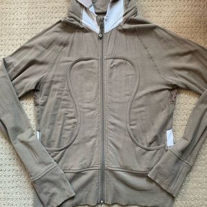 Sz8 lululemon lightweight scuba hoodie